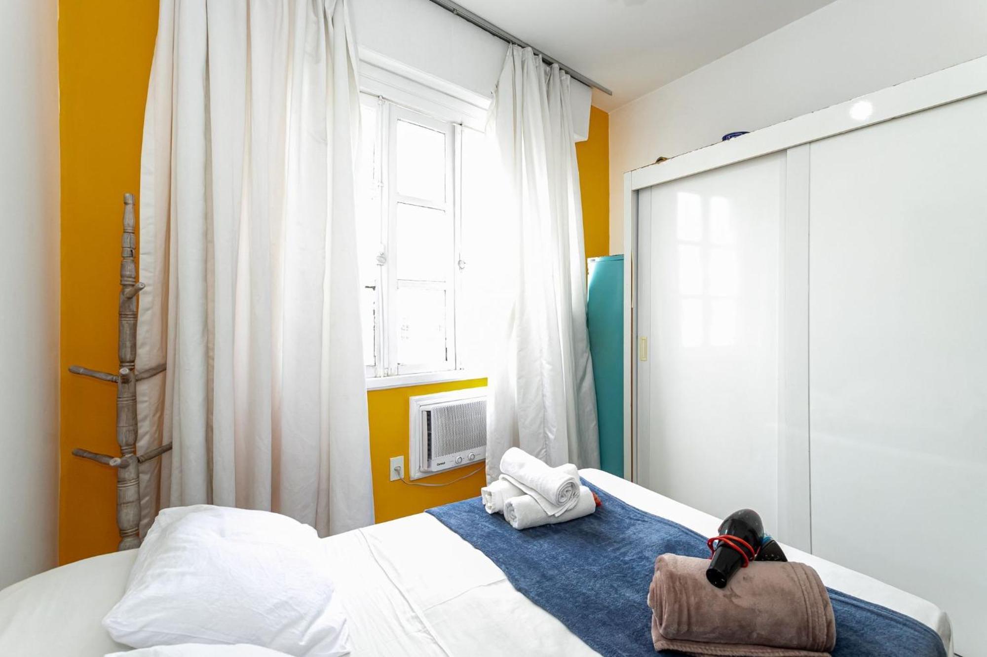 Apartemen Copacabana: 4 Hospedes E Conforto!