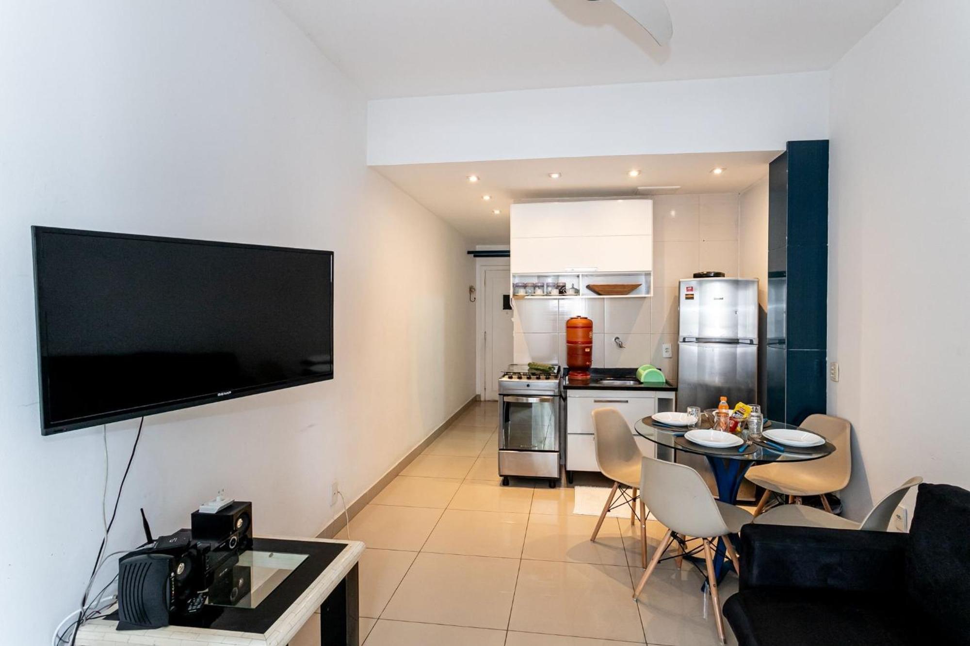 Copacabana: 4 Hospedes E Conforto! Apartemen